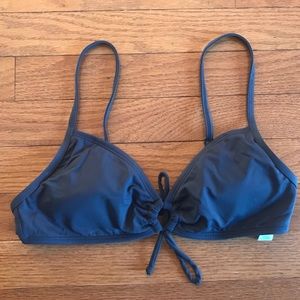 Athleta Gray Keyhole Bikini Top, Size XS